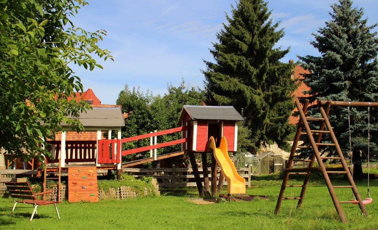 쿠로르트고리슈 Ferienhof Cunnersdorf 아파트 외부 사진